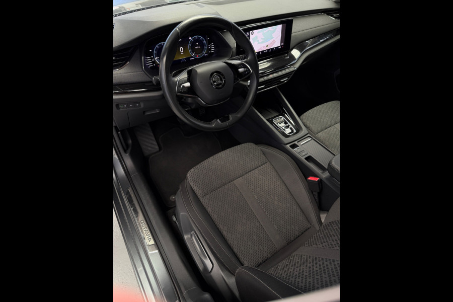 Škoda Octavia Combi 1.5 e-TSI CarPlay Camera