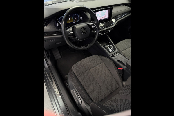 Škoda Octavia Combi 1.5 e-TSI CarPlay Camera