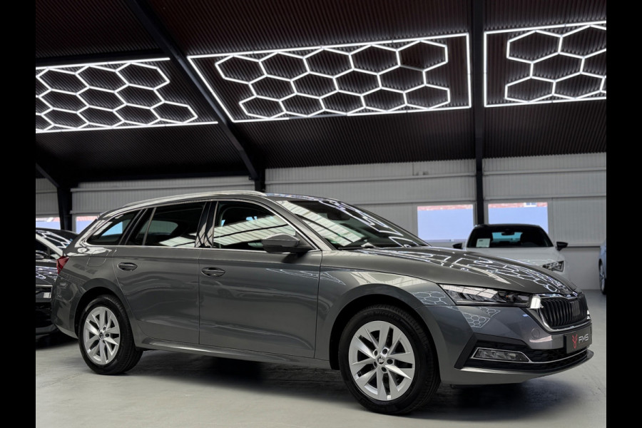 Škoda Octavia Combi 1.5 e-TSI CarPlay Camera