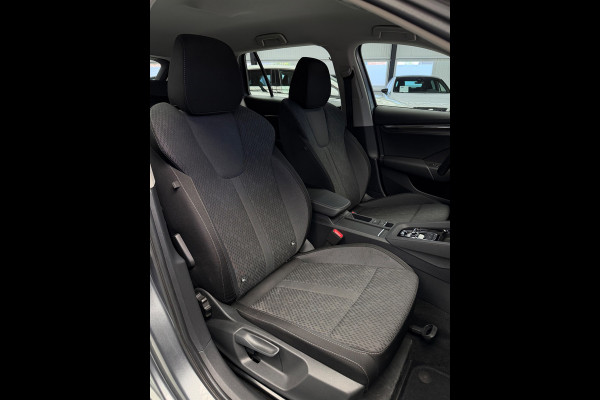 Škoda Octavia Combi 1.5 e-TSI CarPlay Camera