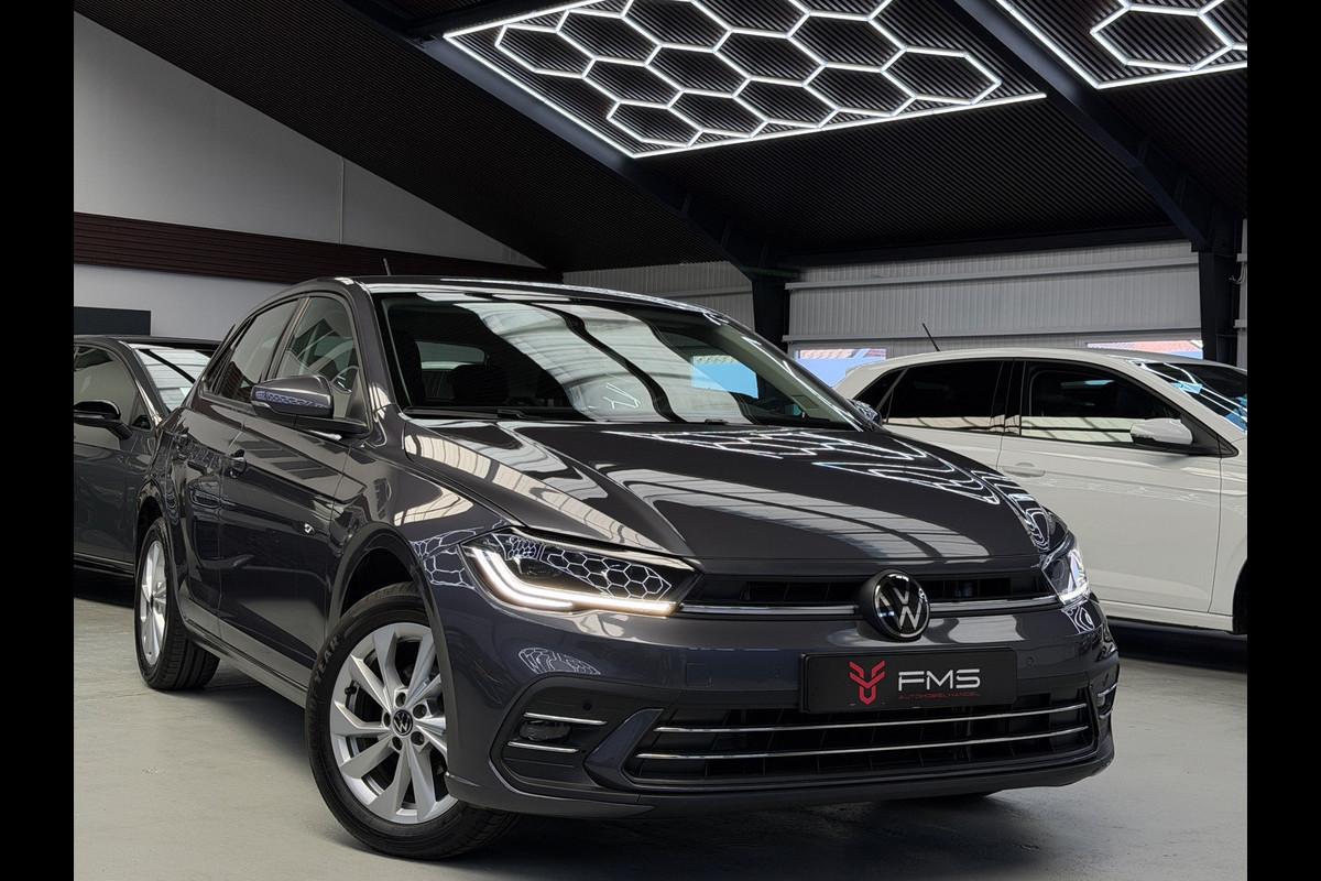 Volkswagen Polo 1.0 TSI CarPlay Camera IQ Lights