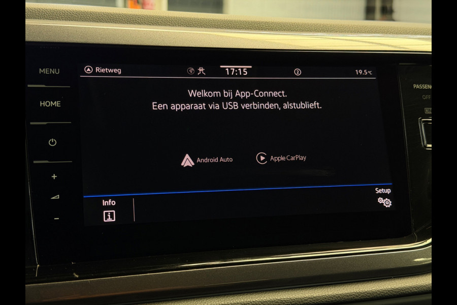 Volkswagen Polo 1.0 TSI CarPlay Camera IQ Lights