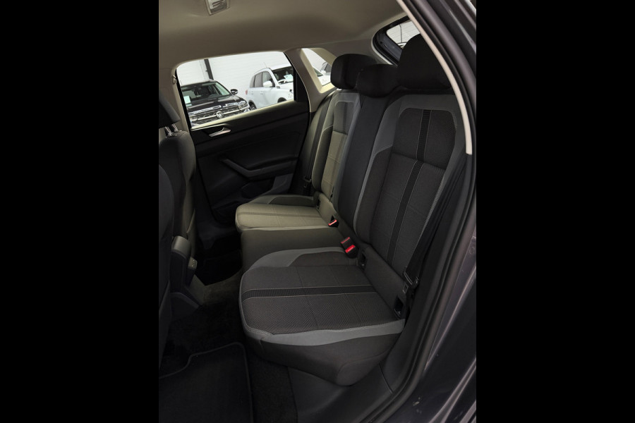 Volkswagen Polo 1.0 TSI CarPlay Camera IQ Lights