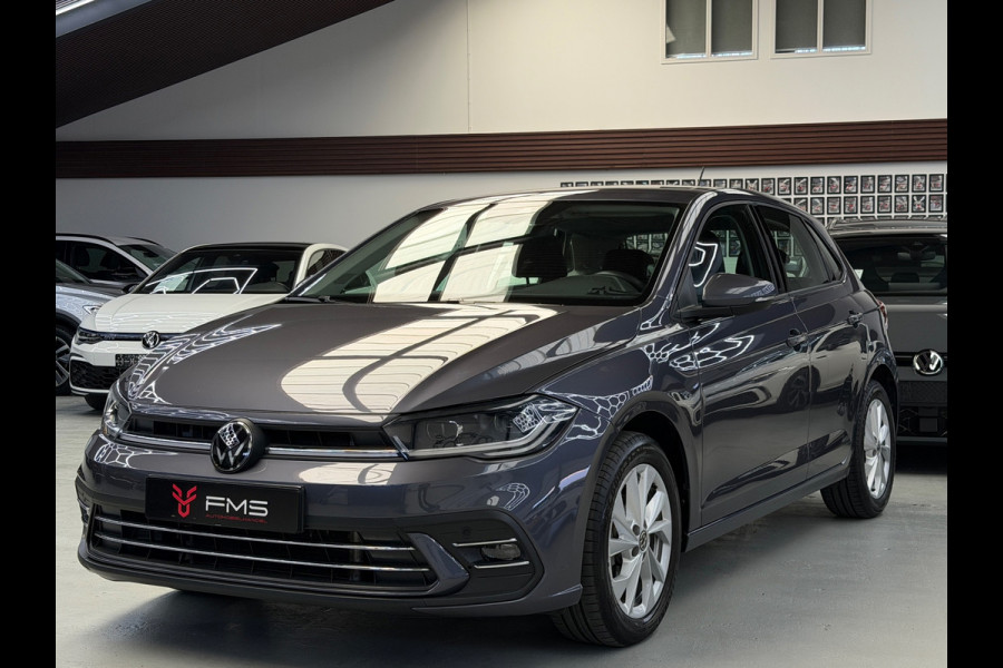 Volkswagen Polo 1.0 TSI CarPlay Camera IQ Lights