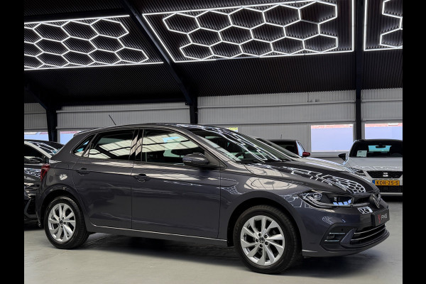 Volkswagen Polo 1.0 TSI CarPlay Camera IQ Lights
