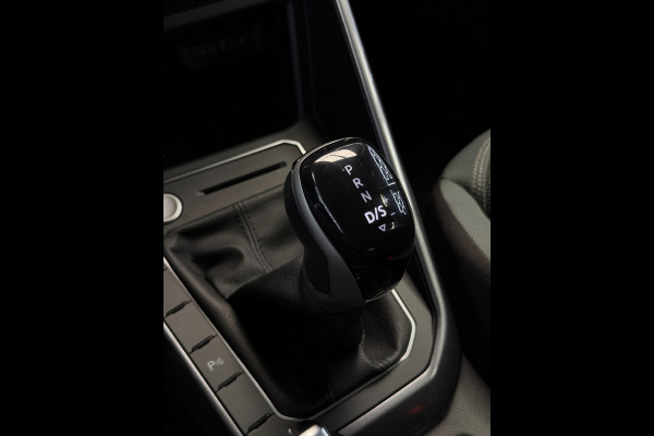 Volkswagen Polo 1.0 TSI CarPlay Camera IQ Lights