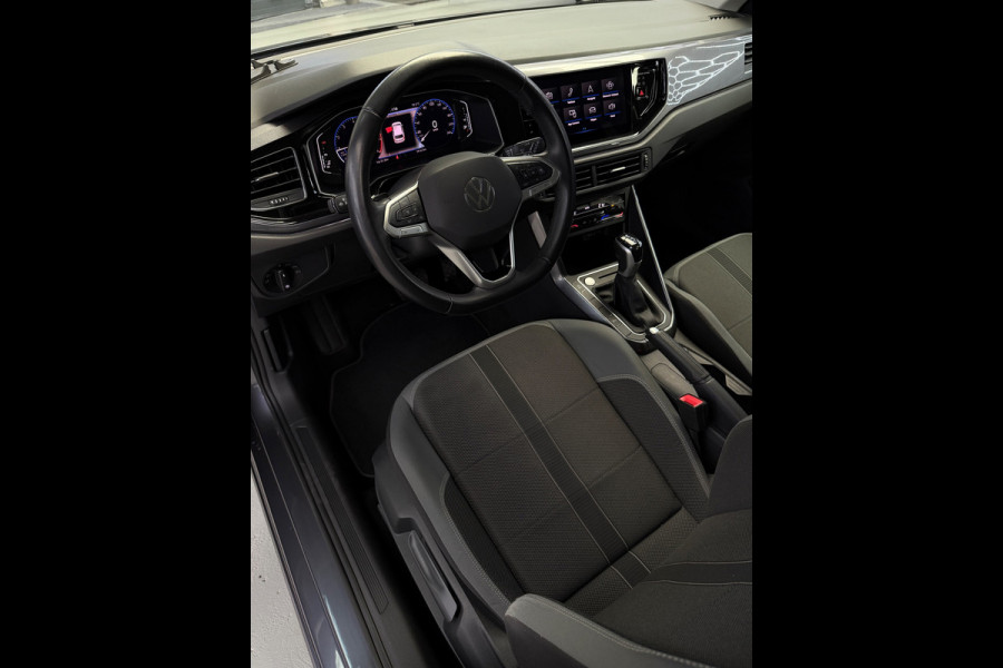 Volkswagen Polo 1.0 TSI CarPlay Camera IQ Lights