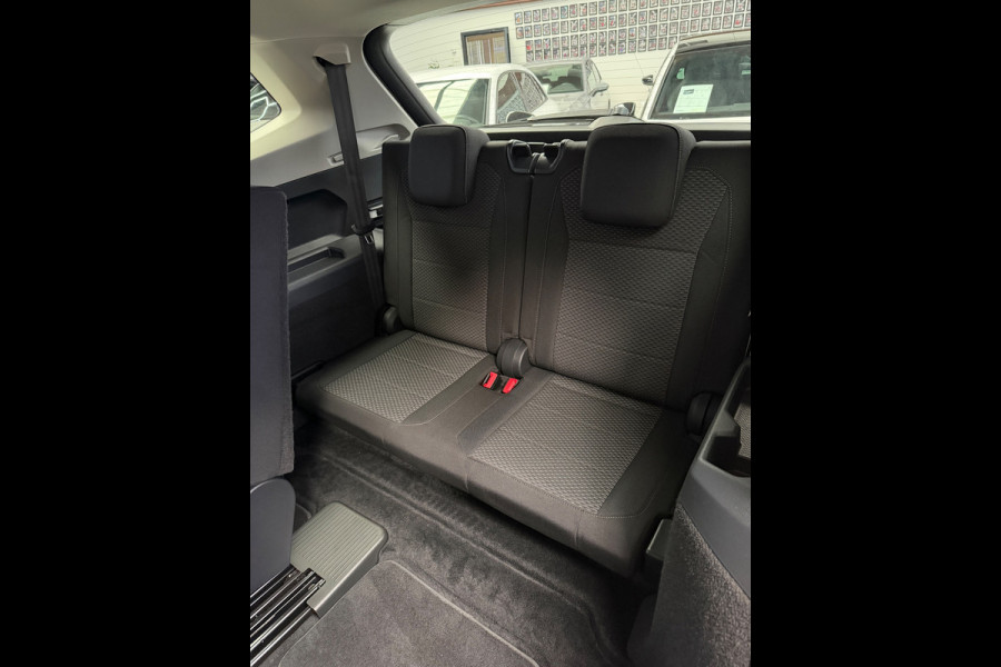 Volkswagen Tiguan Allspace 1.5 TSI R-Line CarPlay Camera 7p.