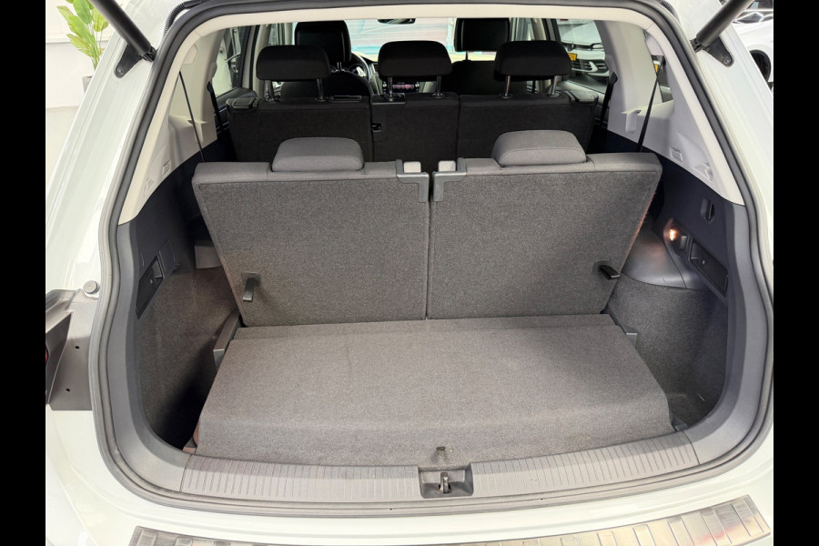 Volkswagen Tiguan Allspace 1.5 TSI R-Line CarPlay Camera 7p.