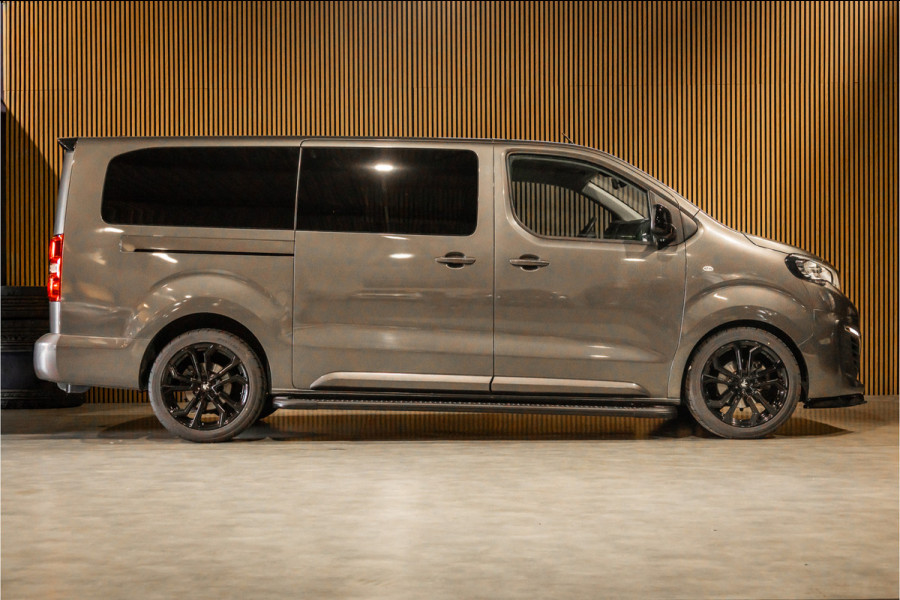 Peugeot Expert 2.0 BlueHDI 180 DC L3H1 XL | Dubbel cabine| Navigatie | CarPlay | Camera | Head-Up | Dodehoek detector | Trekhaak | F1 Flippers | Climate control | 5-Zitter | Nieuwe APK | Carpass