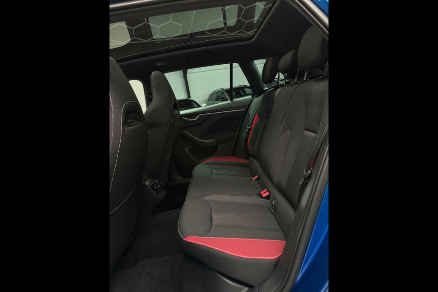 Škoda Kamiq 1.0 TSI Monte Carlo Pano Camera CarPlay