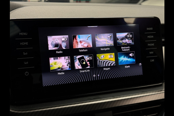 Škoda Kamiq 1.0 TSI Monte Carlo Pano Camera CarPlay
