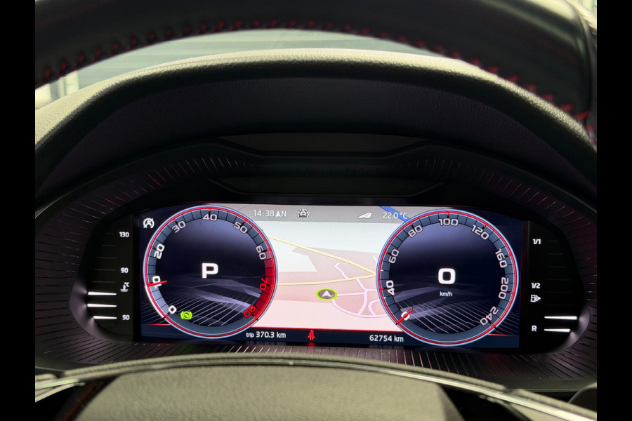 Škoda Kamiq 1.0 TSI Monte Carlo Pano Camera CarPlay
