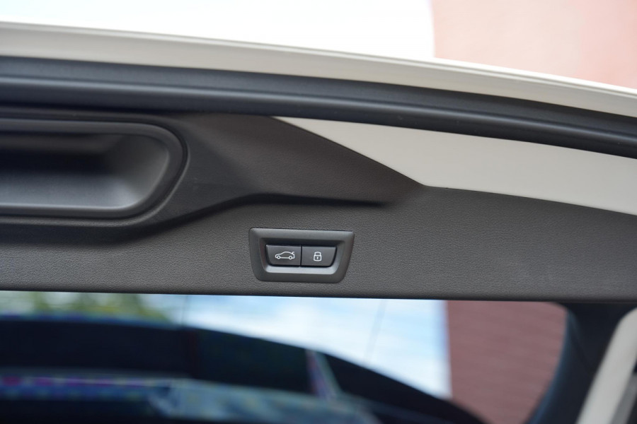 BMW X5 xDrive50e M-Sport Pro M-Seats Sky-Lounge CoPilot
