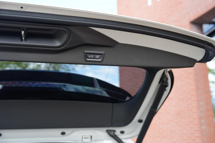 BMW X5 xDrive50e M-Sport Pro M-Seats Sky-Lounge CoPilot