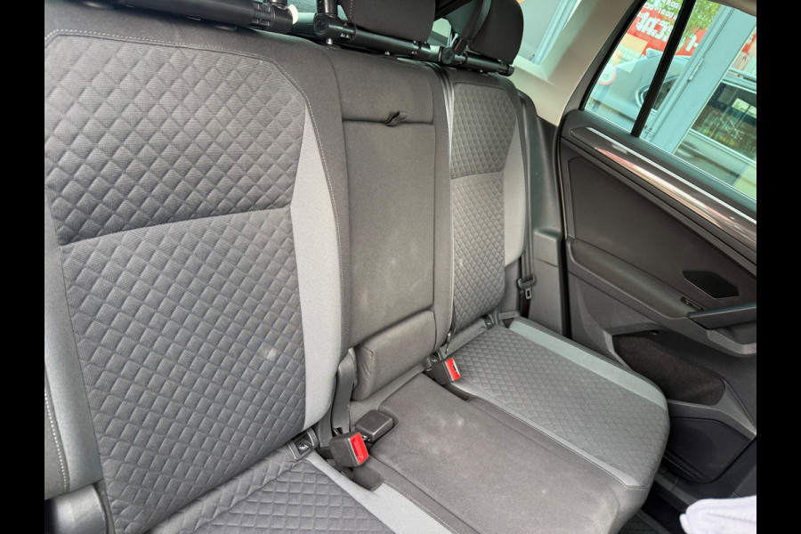 Volkswagen Tiguan 1.5 TSI ACT Business | Pano | Virtual | ACC