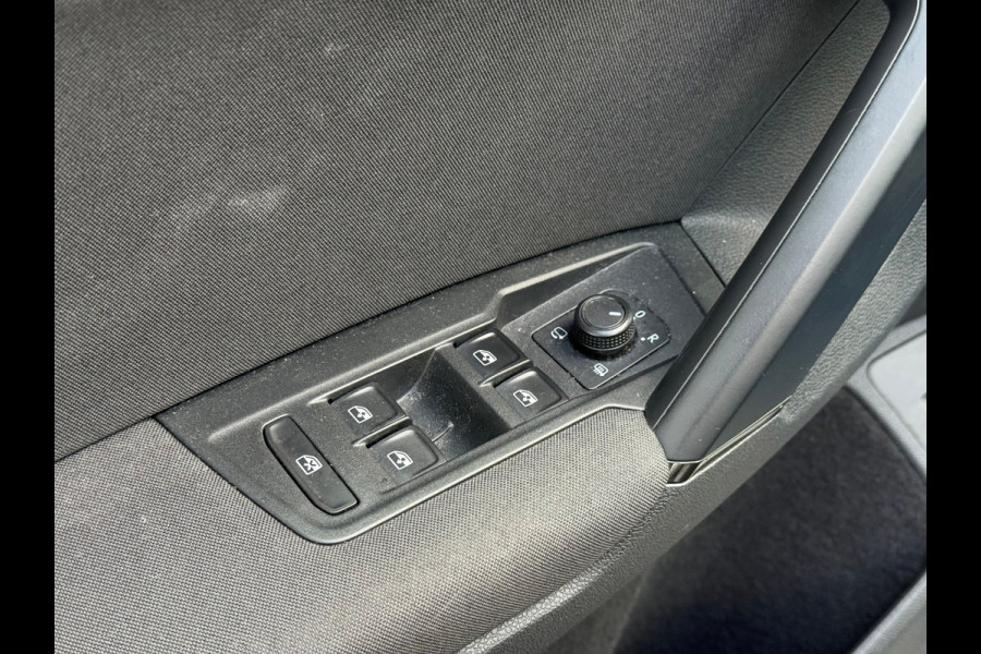 Volkswagen Tiguan 1.5 TSI ACT Business | Pano | Virtual | ACC