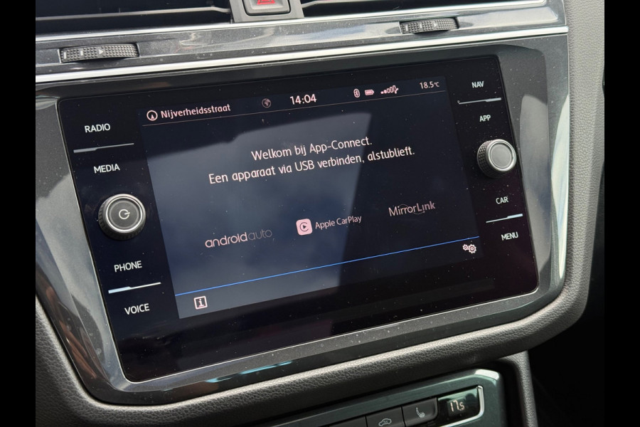 Volkswagen Tiguan 1.5 TSI ACT Business | Pano | Virtual | ACC