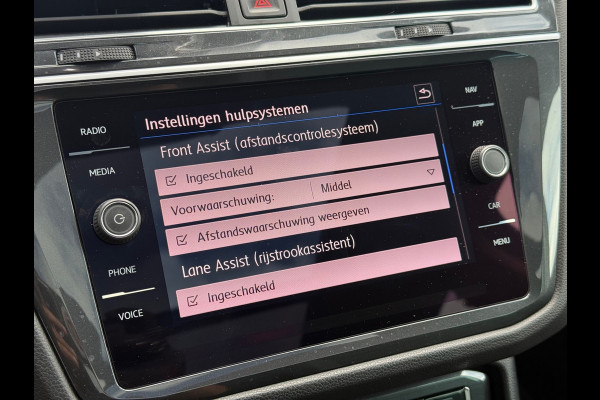 Volkswagen Tiguan 1.5 TSI ACT Business | Pano | Virtual | ACC