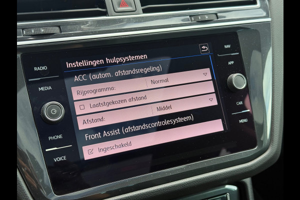 Volkswagen Tiguan 1.5 TSI ACT Business | Pano | Virtual | ACC