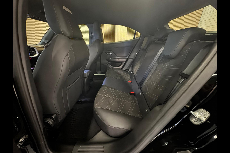 Opel Mokka 1.2 Turbo 130PK Aut. Ultimate | LED | Camera | Massage | Alcantara | Incl. garantie