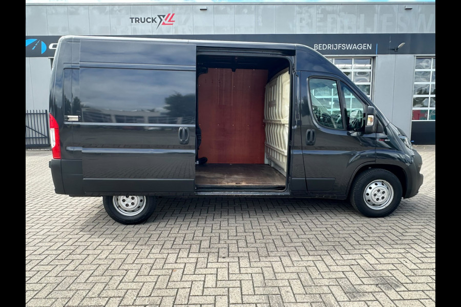 Fiat Ducato 35 2.3 MultiJet L2H2 > 177pk/Trekhaak/Cruise control/navigatie...