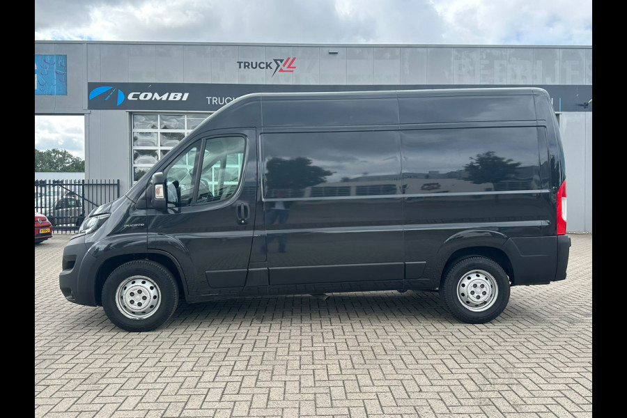 Fiat Ducato 35 2.3 MultiJet L2H2 > 177pk/Trekhaak/Cruise control/navigatie...