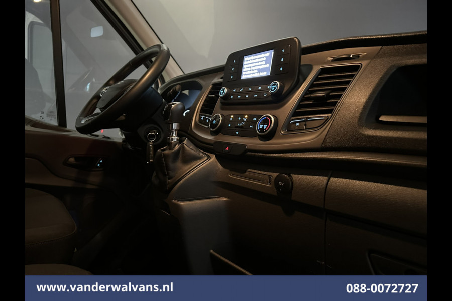 Ford Transit 2.0 TDCI 155pk Bakwagen 225cm Hoog Laadklep Euro6 Airco | Camera | Cruisecontrol | Verwarmde voorruit Bijrijdersbank