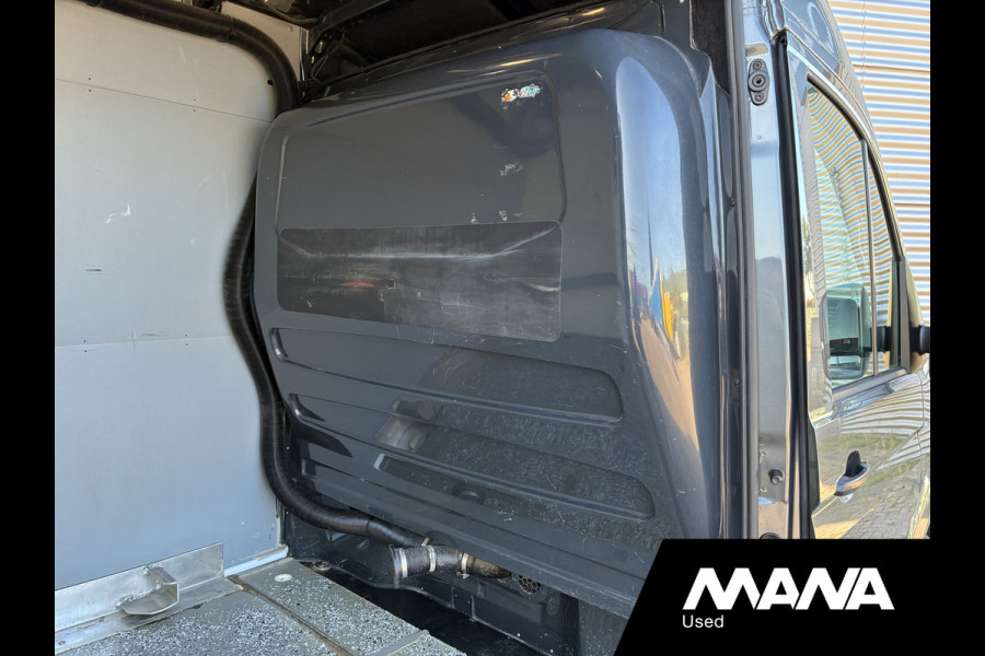 Volkswagen Crafter 35 2.0 TDI L3H3 177pk LED Automaat ClimaControl Cruise Carplay