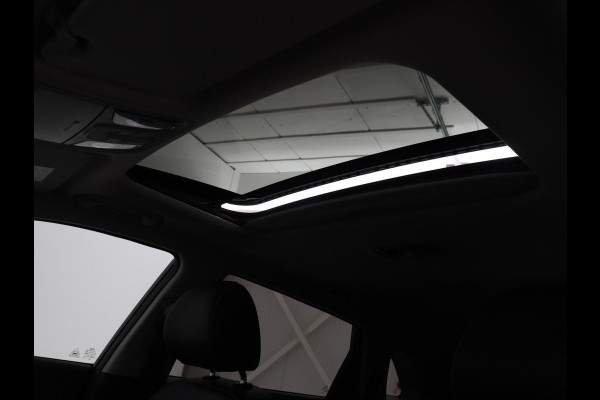 Kia e-Niro DynamicPlusLine 64 kWh | SOH 95,3% | Panoramadak | Half leder | Stuur/stoel verwarming | Adaptive cruise | Lane assist | Climate control | Carplay | Camera | Park assist | Full LED