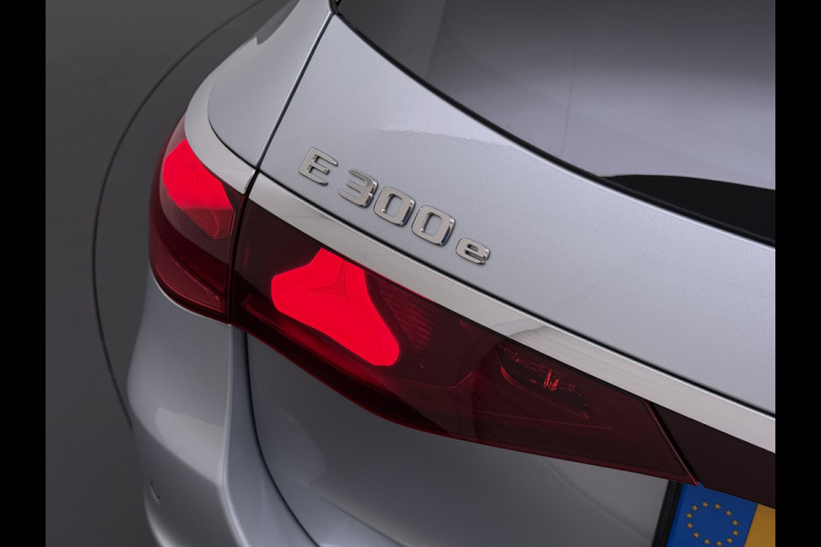 Mercedes-Benz E-Klasse Estate 300 e AMG Line | Pano Burmester Trekhaak Memory