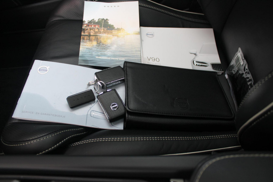 Volvo V90 2.0 T4 210PK R-DESIGN POLESTAR ENGINEERD | LUXURY LINE - PANORAMISCH SCHUIF/KANTEL DAK/HEAD-UP DISPLAY/PARK ASSIST CAMERA ACHTER/MET LEER BEKLEED DASHBOARD | PREMIUM AUDIO BY HARMAN KARDON PREMIUM AUDIO | R-DESIGN GEPERFOREERD NAPPA LEDEREN BEKLEDING MET CONTOURSTOELEN (SPORTSTOELEN) MET VERSTELBARE ZITVERLENGING | POWERSEATS -ELEKTRISCH VERSTELBARE VOORSTOELEN MET GEHEUGEN FUNCTIE OP BEIDE STOELEN | SCANDINAVIAN LINE - PARKEERVERWARMING MET TIMER (STANDKACHEL) / STOEL & STUUR VERWARMING / ACHTERBANK VERWARMING | ADAPTIVE CRUISECONTROL MET PILOT ASSIST | FULL LED KOPLA