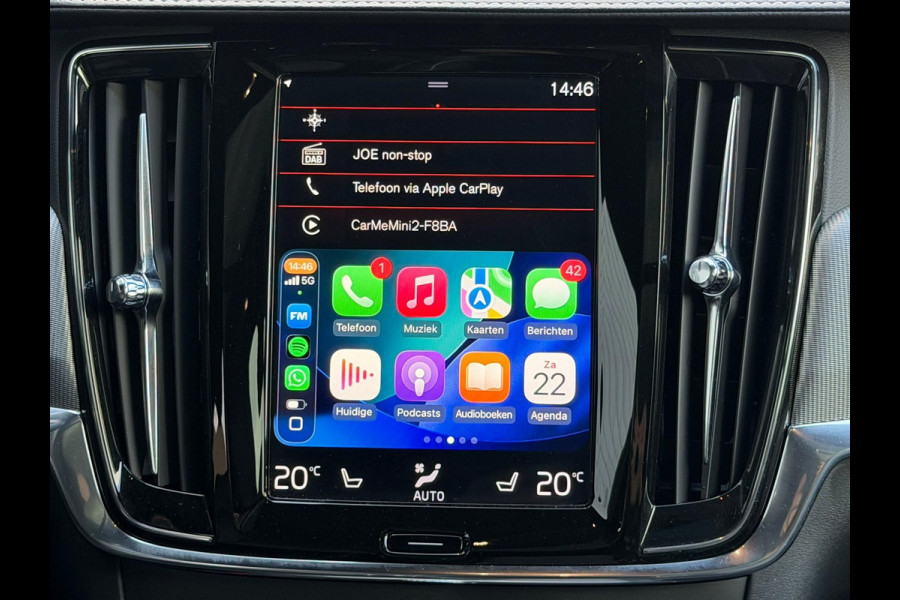 Volvo V90 2.0 T4 210PK R-DESIGN POLESTAR ENGINEERD | LUXURY LINE - PANORAMISCH SCHUIF/KANTEL DAK/HEAD-UP DISPLAY/PARK ASSIST CAMERA ACHTER/MET LEER BEKLEED DASHBOARD | PREMIUM AUDIO BY HARMAN KARDON PREMIUM AUDIO | R-DESIGN GEPERFOREERD NAPPA LEDEREN BEKLEDING MET CONTOURSTOELEN (SPORTSTOELEN) MET VERSTELBARE ZITVERLENGING | POWERSEATS -ELEKTRISCH VERSTELBARE VOORSTOELEN MET GEHEUGEN FUNCTIE OP BEIDE STOELEN | SCANDINAVIAN LINE - PARKEERVERWARMING MET TIMER (STANDKACHEL) / STOEL & STUUR VERWARMING / ACHTERBANK VERWARMING | ADAPTIVE CRUISECONTROL MET PILOT ASSIST | FULL LED KOPLA