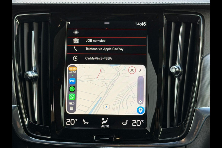 Volvo V90 2.0 T4 210PK R-DESIGN POLESTAR ENGINEERD | LUXURY LINE - PANORAMISCH SCHUIF/KANTEL DAK/HEAD-UP DISPLAY/PARK ASSIST CAMERA ACHTER/MET LEER BEKLEED DASHBOARD | PREMIUM AUDIO BY HARMAN KARDON PREMIUM AUDIO | R-DESIGN GEPERFOREERD NAPPA LEDEREN BEKLEDING MET CONTOURSTOELEN (SPORTSTOELEN) MET VERSTELBARE ZITVERLENGING | POWERSEATS -ELEKTRISCH VERSTELBARE VOORSTOELEN MET GEHEUGEN FUNCTIE OP BEIDE STOELEN | SCANDINAVIAN LINE - PARKEERVERWARMING MET TIMER (STANDKACHEL) / STOEL & STUUR VERWARMING / ACHTERBANK VERWARMING | ADAPTIVE CRUISECONTROL MET PILOT ASSIST | FULL LED KOPLA
