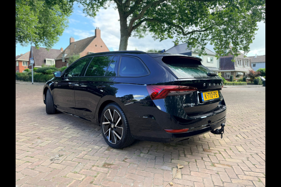 Škoda Octavia Combi 1.0 e-TSI Sport Business | DSG | CarPlay | Trekhaak | Luxe!
