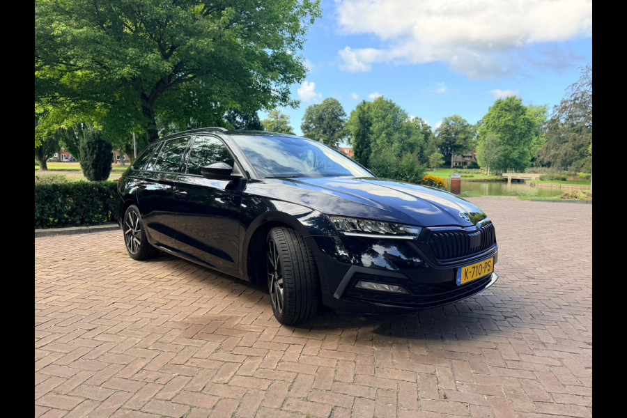 Škoda Octavia Combi 1.0 e-TSI Sport Business | DSG | CarPlay | Trekhaak | Luxe!