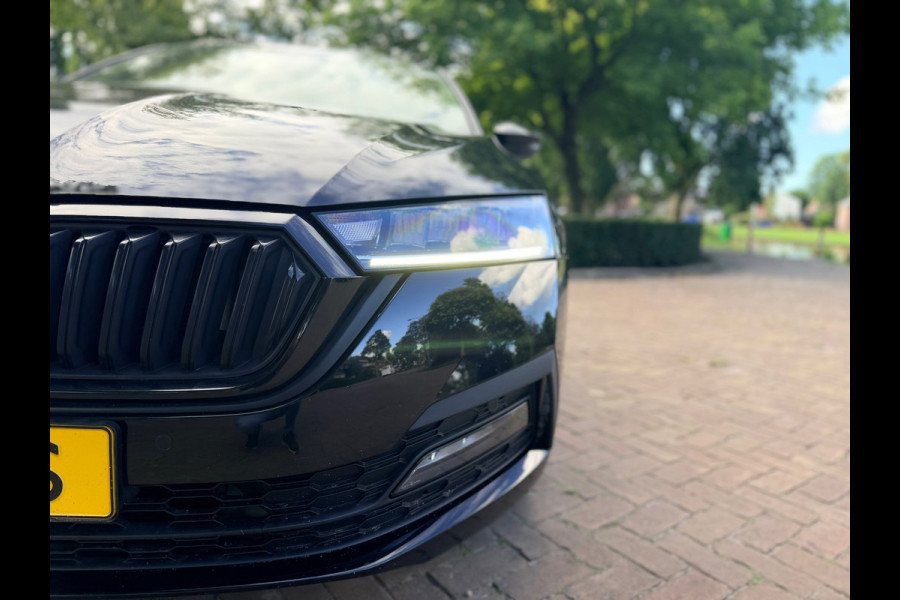 Škoda Octavia Combi 1.0 e-TSI Sport Business | DSG | CarPlay | Trekhaak | Luxe!