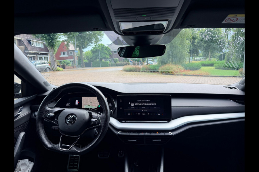 Škoda Octavia Combi 1.0 e-TSI Sport Business | DSG | CarPlay | Trekhaak | Luxe!