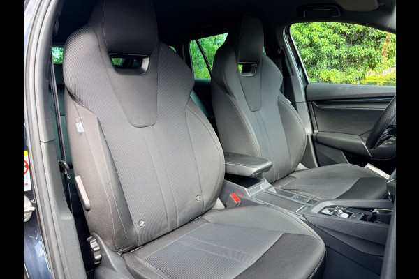 Škoda Octavia Combi 1.0 e-TSI Sport Business | DSG | CarPlay | Trekhaak | Luxe!