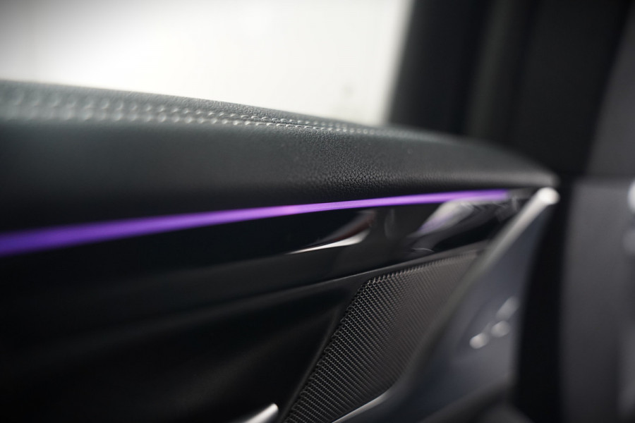 BMW iX3 High Executive 80 kWh | Panoramadak | Harman Kardon | Stoelverwarming | Adaptive Cruise Control | Head-Up Display | Memory Seat | 360 Camera | Ambiance Verlichting | Adaptief Onderstel | Adaptive LED | Trekhaak |