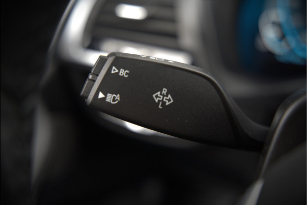 BMW iX3 High Executive 80 kWh | Panoramadak | Harman Kardon | Stoelverwarming | Adaptive Cruise Control | Head-Up Display | Memory Seat | 360 Camera | Ambiance Verlichting | Adaptief Onderstel | Adaptive LED | Trekhaak |