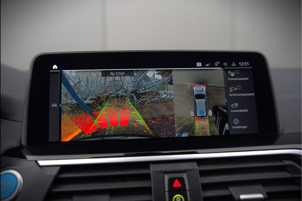 BMW iX3 High Executive 80 kWh | Panoramadak | Harman Kardon | Stoelverwarming | Adaptive Cruise Control | Head-Up Display | Memory Seat | 360 Camera | Ambiance Verlichting | Adaptief Onderstel | Adaptive LED | Trekhaak |