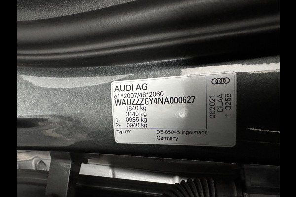 Audi A3 Limousine 30 TFSI S edition S-Line (INCL.BTW) Aut. *LEATHER | MATRIX-LED | HEATED-SPORTSEATS | ADAPTIVE-CRUISE | CAMERA | DIGI-COCKPIT | NAVI-FULLMAP | PRIVACY-GLASS | AMBIENT-LIGHT | SHIFT-PADDLES | ECC | PDC | 18''ALU*