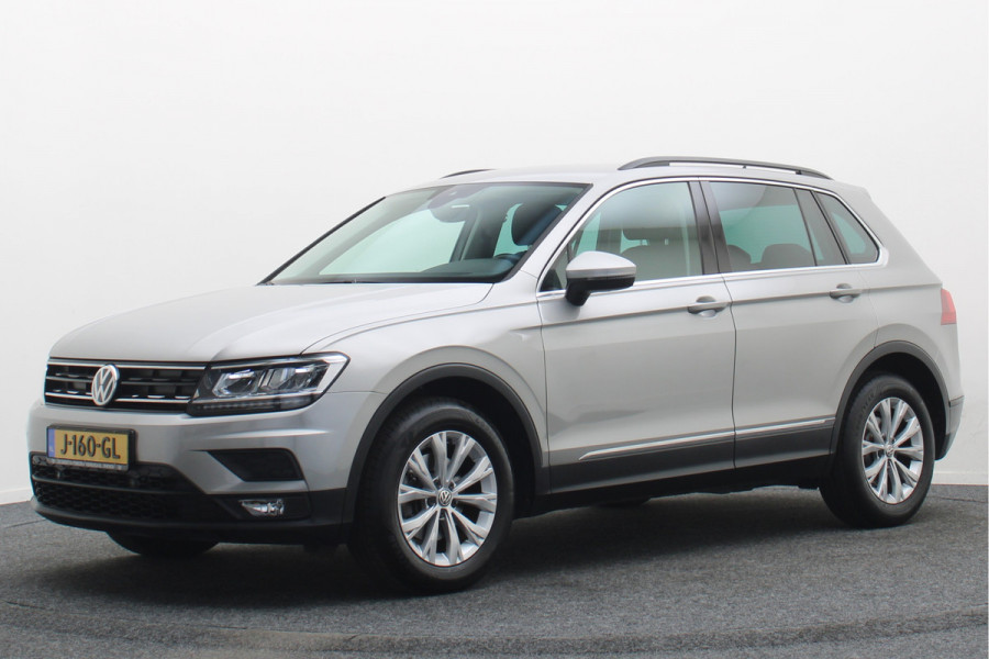 Volkswagen Tiguan 1.5 TSI Comfortline Navigatie, ACC, Apple CarPlay, Climate-/Cruise Control, PDC, 17"
