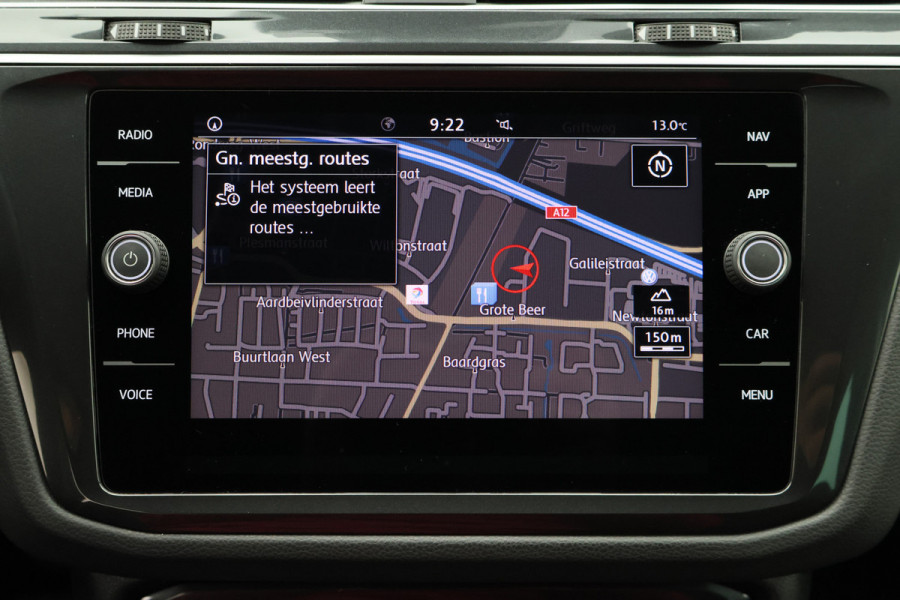 Volkswagen Tiguan 1.5 TSI Comfortline Navigatie, ACC, Apple CarPlay, Climate-/Cruise Control, PDC, 17"