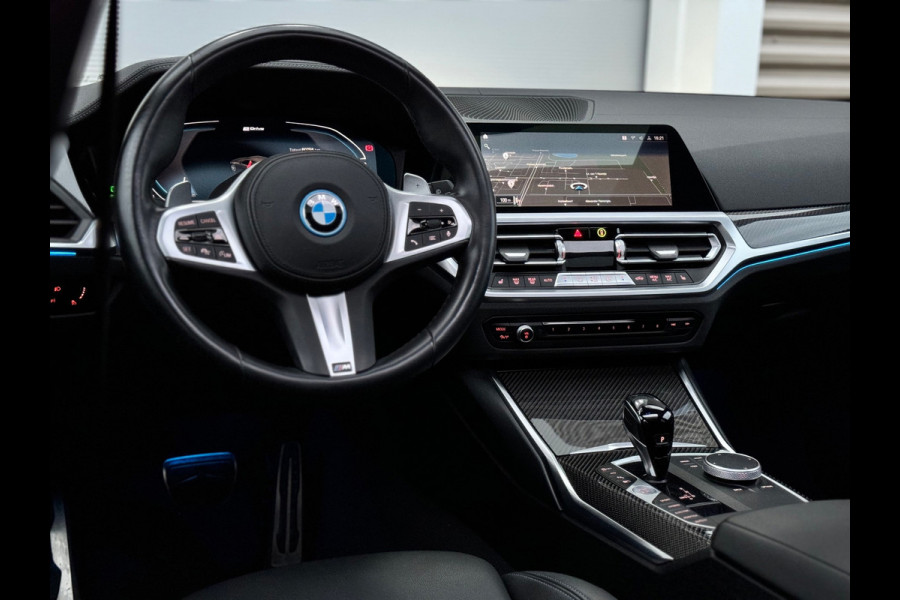 BMW 3 Serie Touring 330e xDrive Business Edition Plus Carbon/360