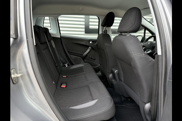 Peugeot 2008 1.2 PureTech Blue Lion 2e Eigenaar|Navi|Carplay|Airco|PDC|Cruise|D-riem vv in 2024|N.A.P|APK tot 11-2026
