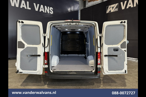 Volkswagen Crafter 2.0 TDI 141pk L3H2 L2H1 Euro6 Airco | Camera | Apple Carplay | Android Auto Parkeersensoren, Bijrijdersbank, 3000kg trekvermogen
