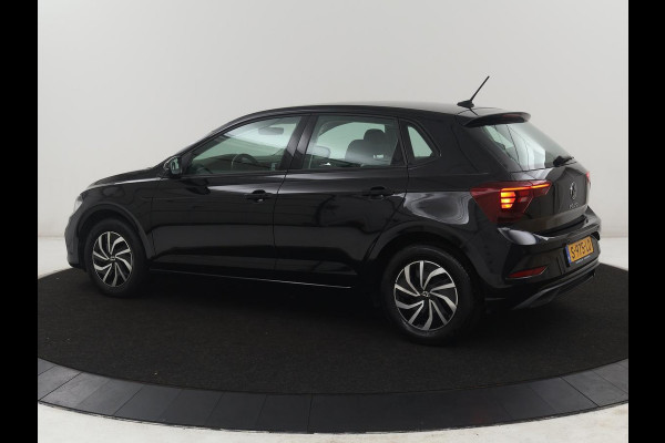 Volkswagen POLO 1.0 TSI Style | Stoelverwarming | Climate control | Carplay | Camera | Park assist | Bluetooth | Virtueel dashboard