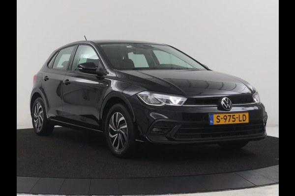 Volkswagen POLO 1.0 TSI Style | Stoelverwarming | Climate control | Carplay | Camera | Park assist | Bluetooth | Virtueel dashboard